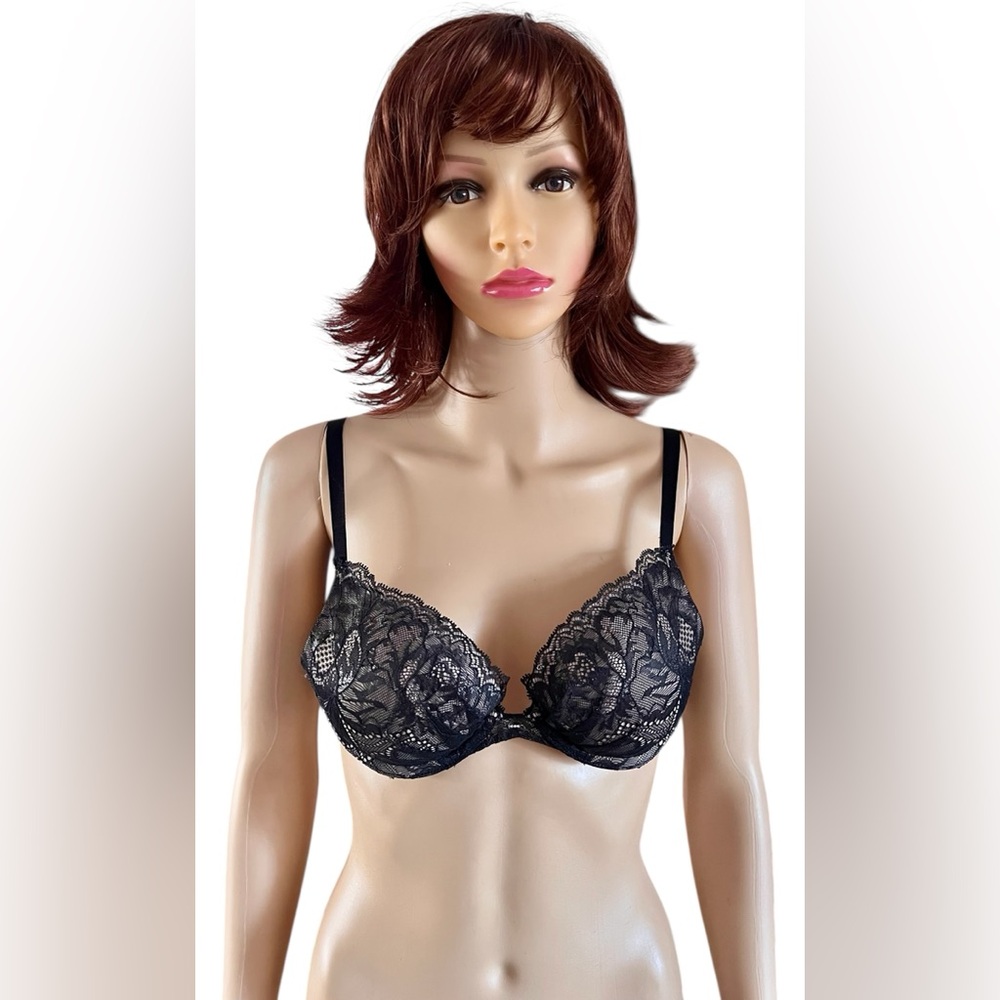 Victoria's Secret Chic Black Lace Underwire Bra